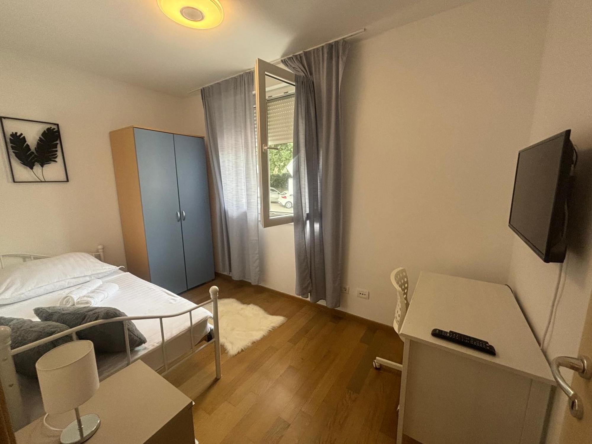 Apartment Dalmatinos Split Znjan Exterior photo